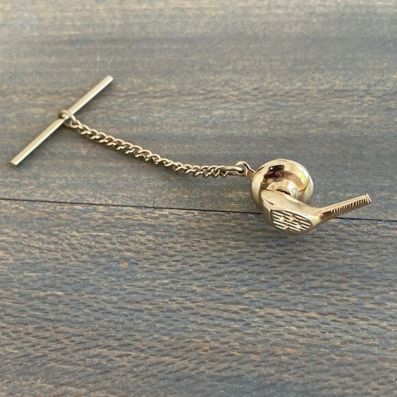 Vintage Gold Tone Swank Golf Club Tie Tack Pin Backing w/ Chain (D6) - Picture 1 of 4